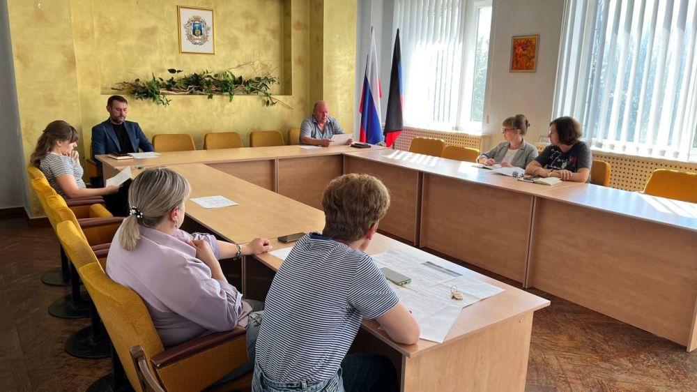 Василий Ткачук: Сегодня ,28 сентября , состоялось заседание районной рабочей группы по выявлению и решению проблем семей...