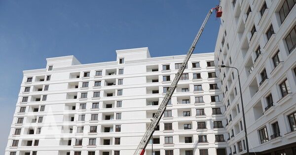 Хуснуллин заявил, что около 50 000 строителей задействованы в новых регионах