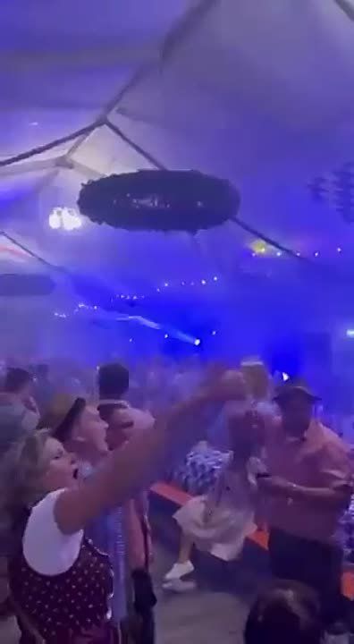 �����������. ���� ���. ��������. ����.. � 1945 ���� ����, ���-���� ������ ���������