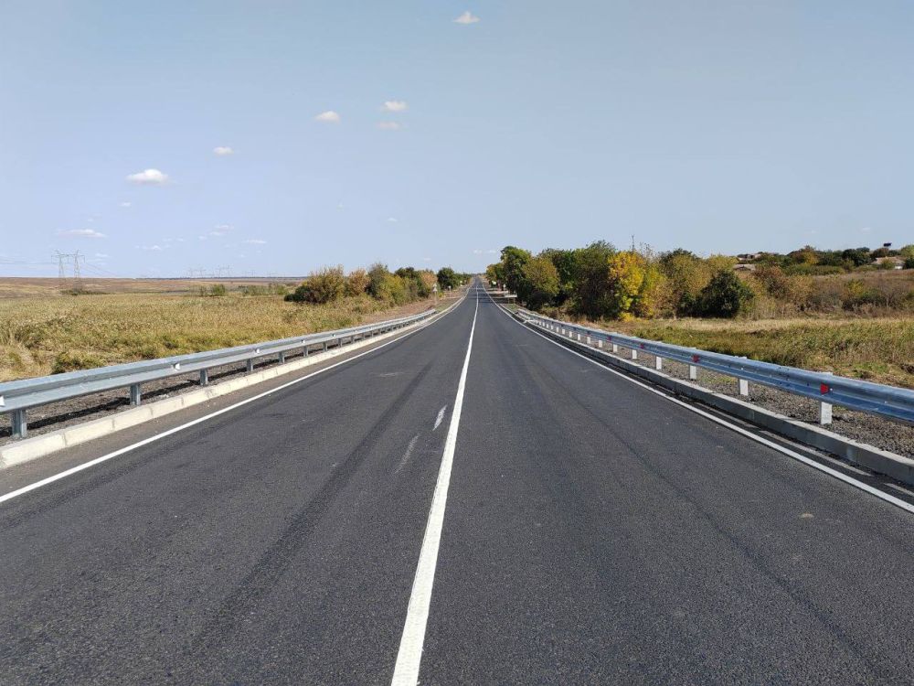 Сегодня после капремонта открыли движение по автодороге, которая соединяет Донецк и Азовское побережье
