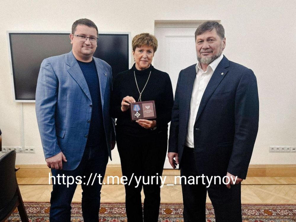 Юрий Мартынов: Сегодня от имени Главы Донецкой Народной Республики Дениса Владимировича Пушилина вручил Знак отличия «За...