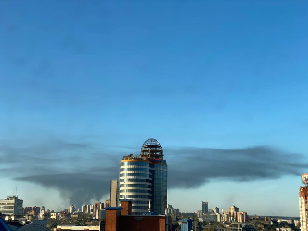 Дмитрий Стешин: Вид на Авдеевку из самого центра Донецка, дымит Авдеевский коксохим