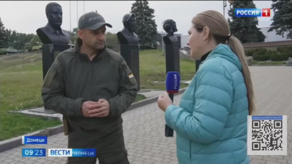 7 лет назад в Донецке трагически погиб легендарный командир, легендарного батальона «Спарта» Арсен Павлов, больше известный по позывному Моторола