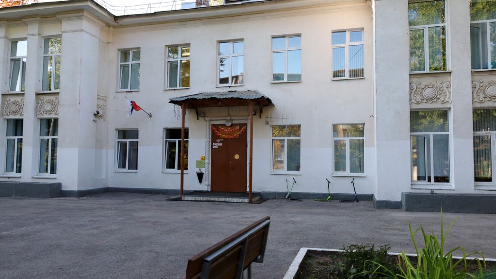 Первоклассникам Геническа презентовали "Азбуку Херсона"