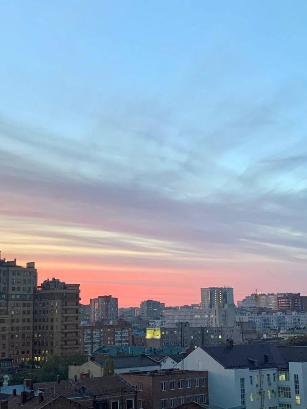 Виктория Мельникова: Вечерний Донецк. А вы из какого города? Главред Подпишись