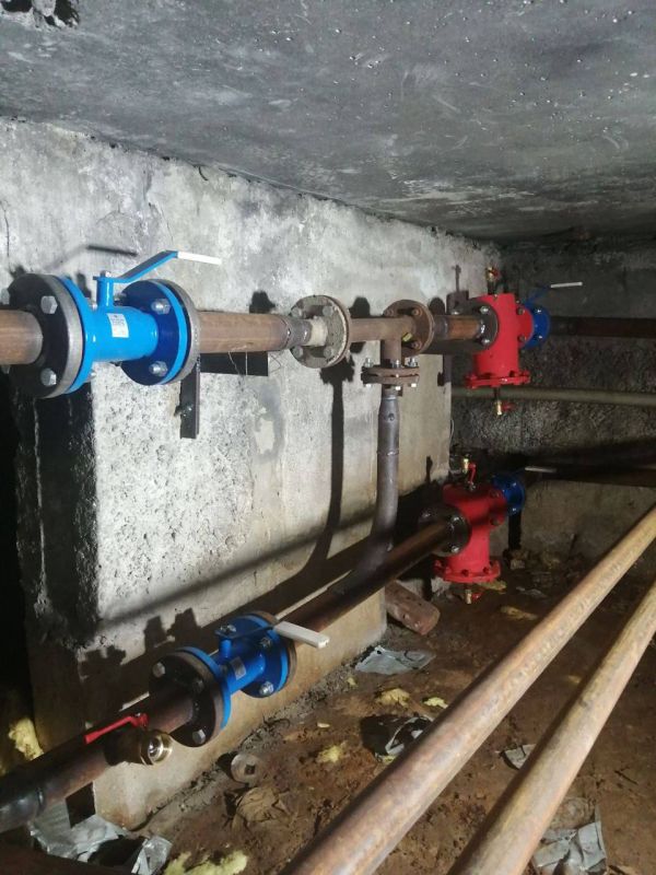 Василий Ткачук: Сегодня силами сотрудников муниципального унитарного предприятия администрации города Донецка...