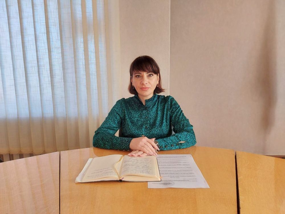 Татьяна Темникова: Сегодня, 24 октября, провела заседание Совета по вопросам защиты прав ребенка и социальной поддержки семьи при администрации Ленинского района г. Донецка, на котором были рассмотрены вопросы согласно повестки дня