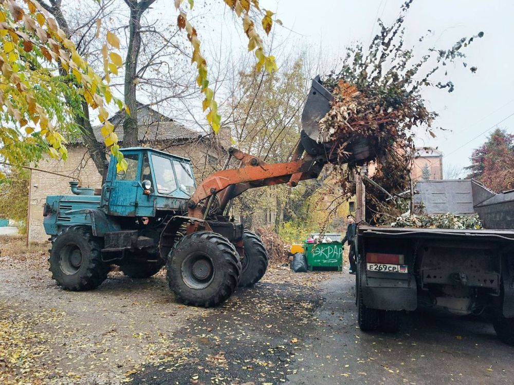 Василий Ткачук: Сегодня администрацией Калининского района г.Донецка совместно с предприятием - перевозчиком ООО...