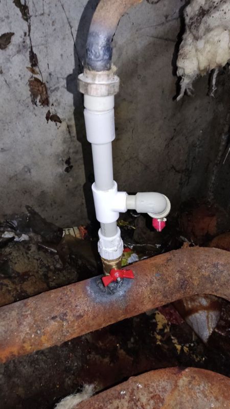 Юрий Будрин: Жилищной организацией ООО "Мастеркласс" проводятся работы по ремонту коммуникаций по следующим адресам: