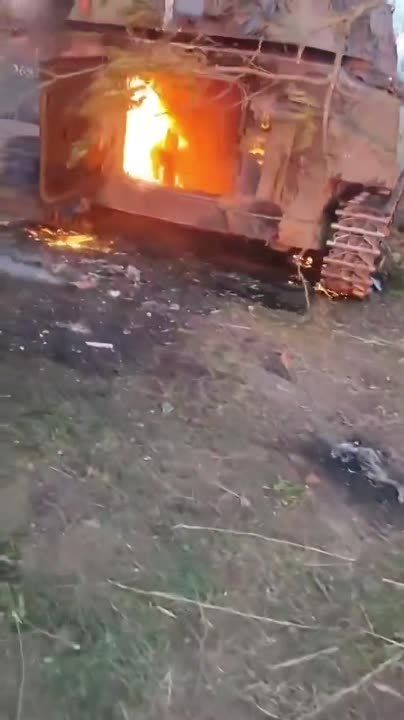 Чингис Дамбиев: Еще одна уничтоженная на Донецком направлении украинская 122-мм самоходная гаубица 2С1 «Гвоздика»