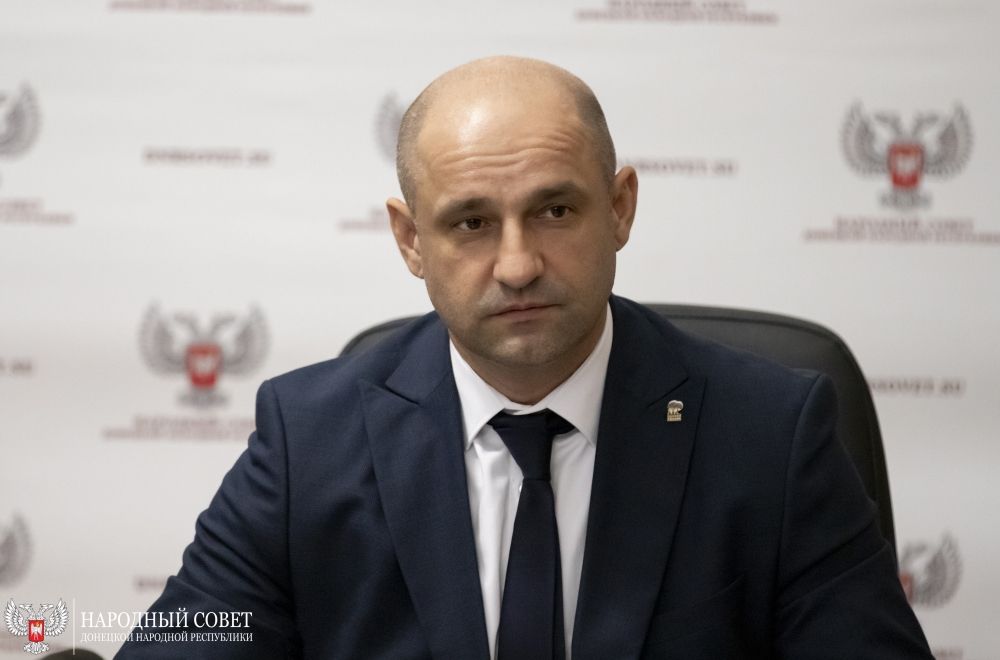 Интервью Председателя Народного Совета ДНР Артема Жога Донецкому агентству новостей. Часть 11