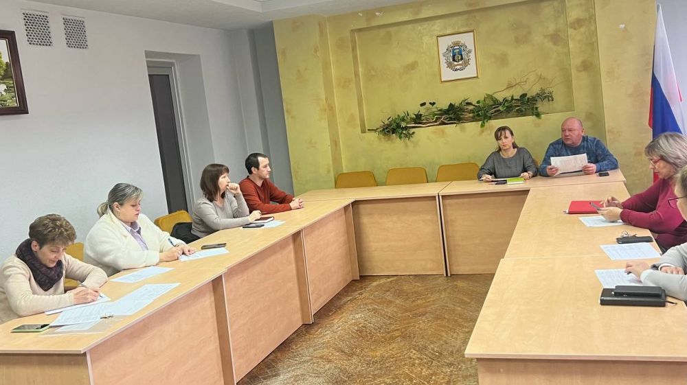 Василий Ткачук: Сегодня, 9 ноября, в администрации Калининского района города Донецка состоялось заседание рабочей группы по выявлению и решению проблем семей мобилизованных