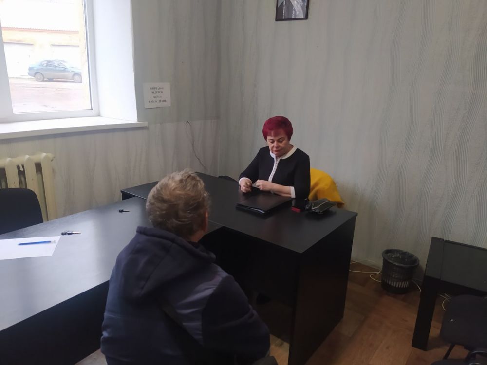 Юрий Будрин: Прием граждан.. Сегодня, 11 ноября, состоялся приём граждан в общественной приемной ВПП «Единая Россия» Кировского района города Донецка. Прием провела депутат городского совета Горшкова Ася Семеновна