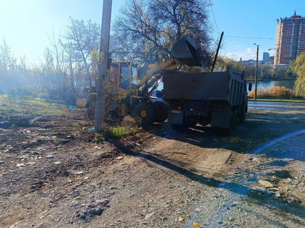 Василий Ткачук: Сегодня администрацией Калининского района г. Донецка совместно с предприятием - перевозчиком ООО...