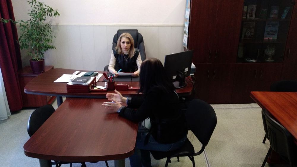 Юрий Будрин: Прием граждан. Сегодня, 14 ноября, в администрации Кировского района Донецка прошел личный прием граждан. Прием провела заместитель главы администрации Кировского района г. Донецка Петрушина Юлия Владимировна