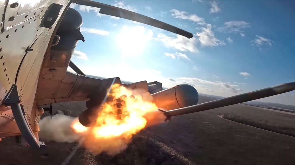 Экипажи Ка-52 ВКС РФ уничтожили опорные пункты противника на Донецком направлении