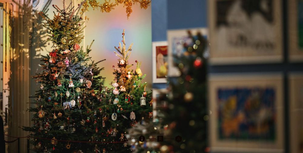 Юрий Будрин: Украсим ёлку в Эрмитаже?. Государственный Эрмитаж совместно с техпарком "Айра" проводят VII...