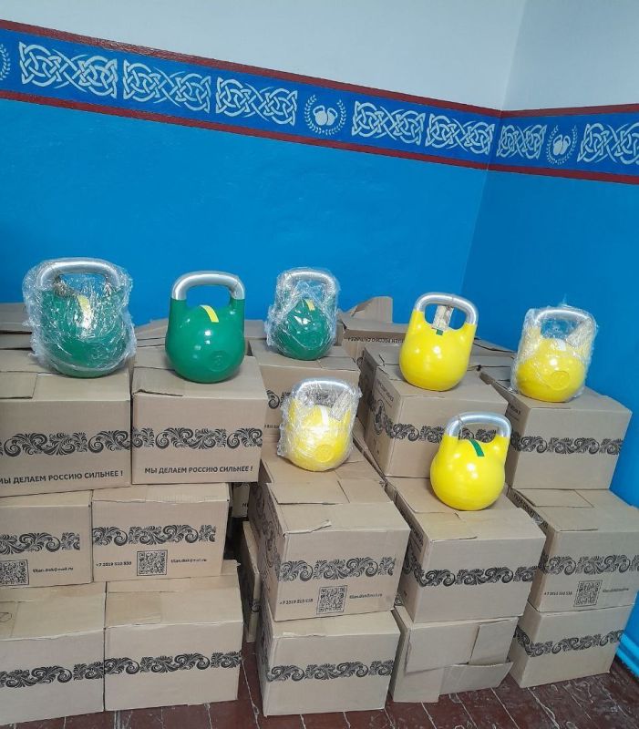 Юрий Мартынов: В период с 25 ноября по 1 декабря в Донецкую Народную Республику поставлено 22 комплекта спортивного...