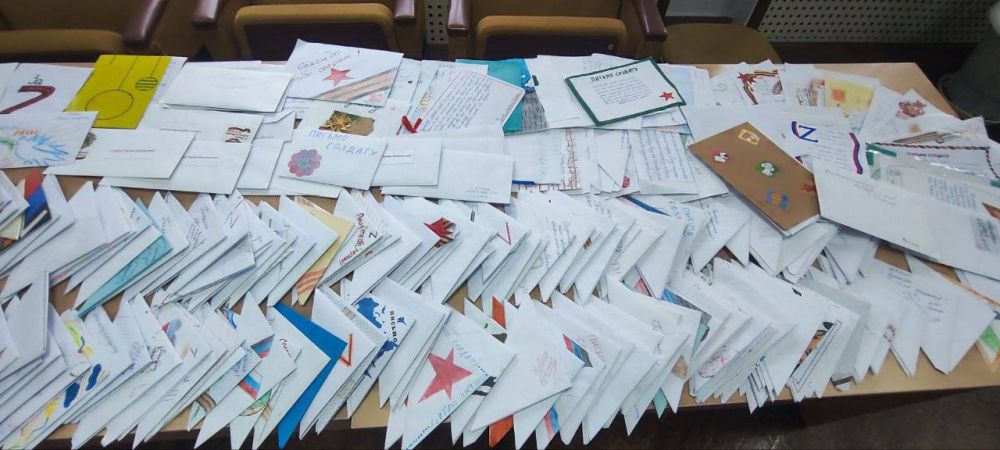 Василий Ткачук: В администрации Калининского района города Донецка ко Дню Героев Отечества прошла Всероссийская военно-патриотической акция