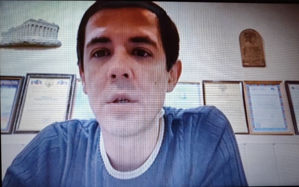 Иван Адамец: В общеобразовательных учебных заведениях Куйбышевского района в online-формате прошли занятия в рамках цикла внеурочной деятельности "Разговоры о важном" - Конституция - основной закон государства