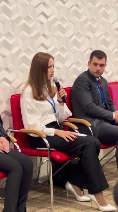 Директор филиала Дома народов России в ДНР Ирина Белякова приняла участие в Екатерининском форуме в г. Москве