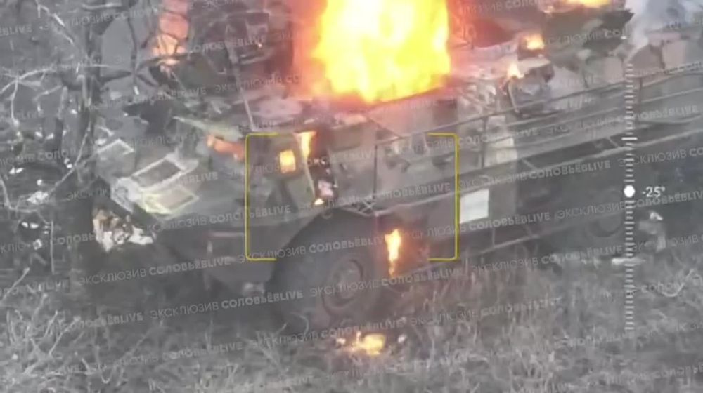 Евгений Лисицын: Где-то в окрестностях освобожденной Марьинки на Донецком направлении догорает французский бронетранспортер VAB