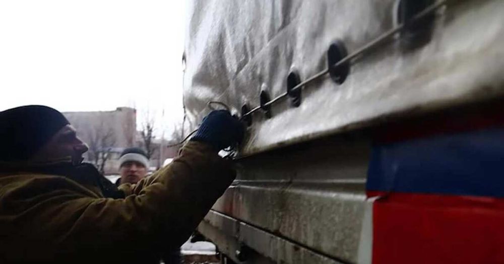 Волонтеры Народного фронта привезли гуманитарную помощь в ДНР