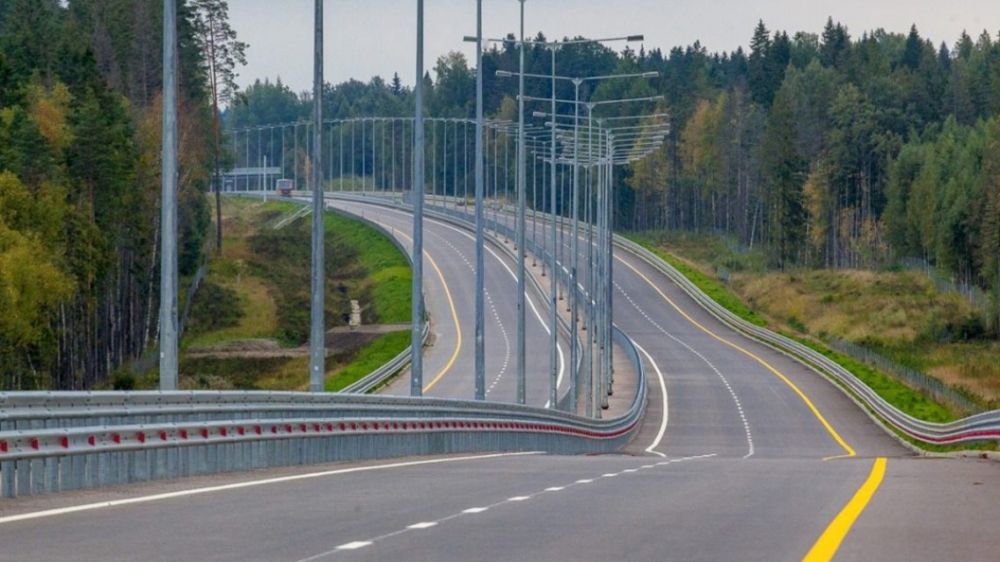 Ремонт сухопутного пути из России в Крым завершён — Хуснуллин