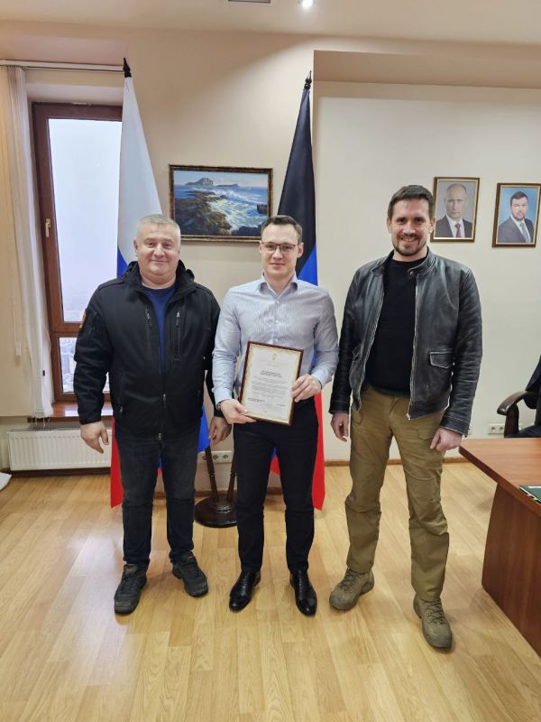 Дмитрий Гарцев: Встретился с делегацией из Челябинской области