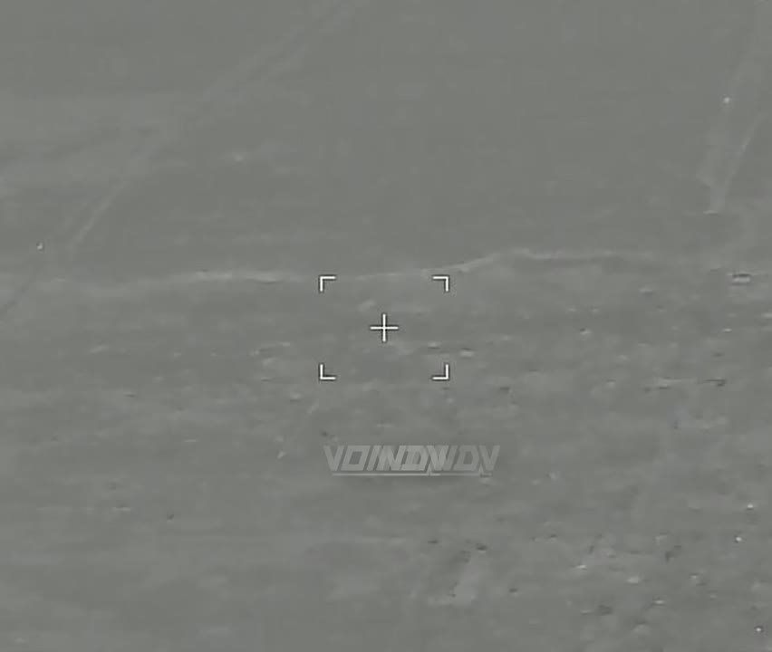 Евгений Лисицын: На кадрах прилет пары ФАБ-500 с УМПК по целям в Новомихайловке на Южно-Донецком направлении