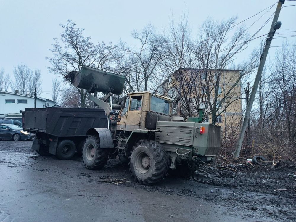 Василий Ткачук: Сегодня администрацией Калининского района г. Донецка совместно с предприятием - перевозчиком ООО...