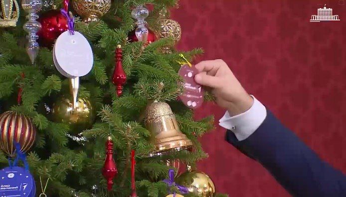 � ������ ����� ����� ������� ����� ����������� ������� ������� ���������� ������� � �����-��������� ��� 15-������ ����� �� �������