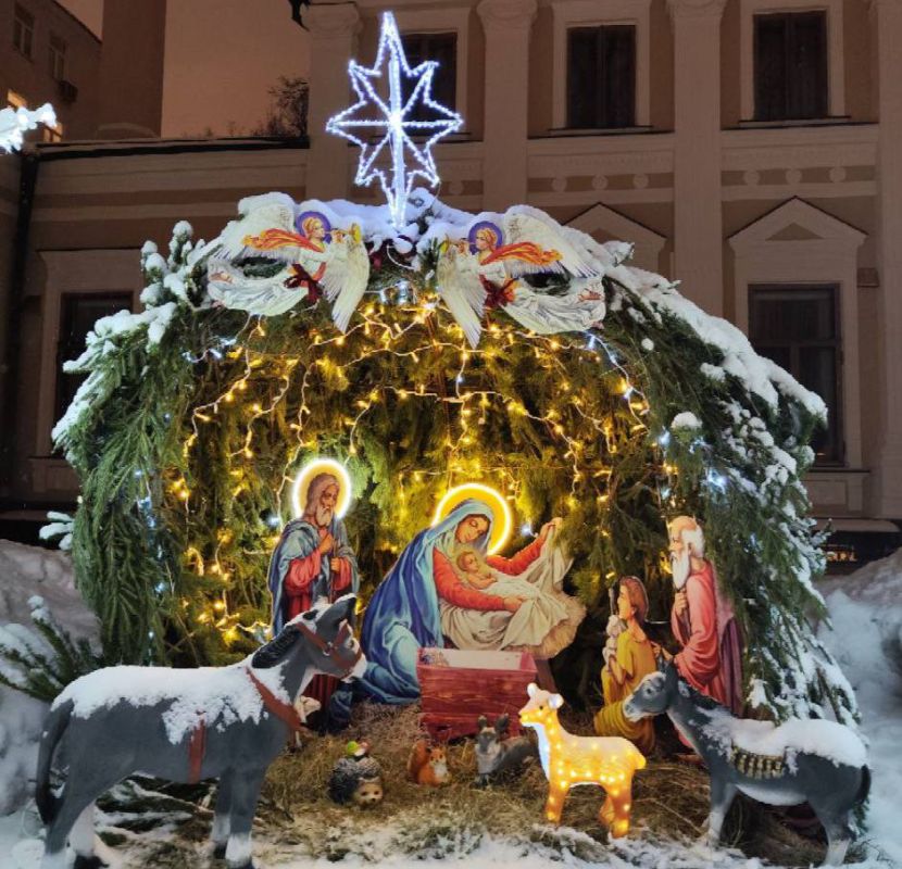 Артем Крамаренко: Поздравляю всех жителей Донецкой Народной Республики с Рождеством Христовым!