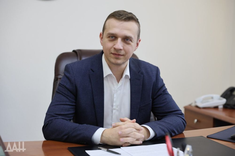 Владимир Ежиков: Сегодня на сайте Донецкого агентства новостей опубликовано большое интервью, в котором ответил на вопросы о цифровизации, разработке недр и перспективах добычи полезных ископаемых, работе интернета и связи, экологии и многом другом