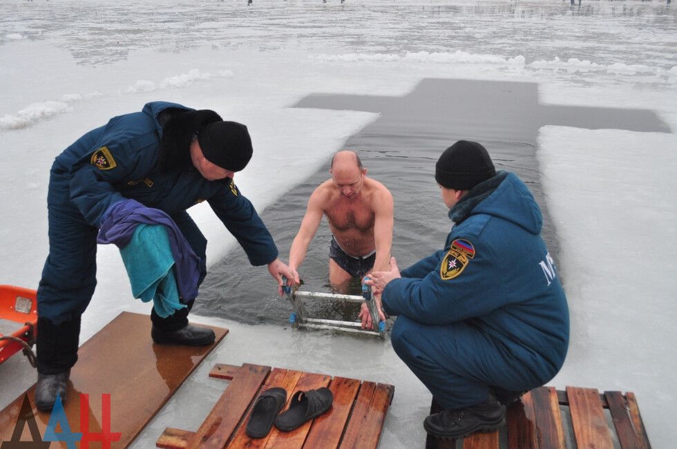 Горловка вслед за Донецком отказалась от крещенских купаний