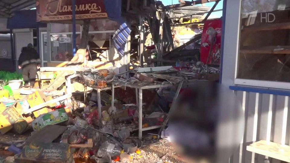 При обстреле Донецка погибли не менее 25 человек, десятки в больницах