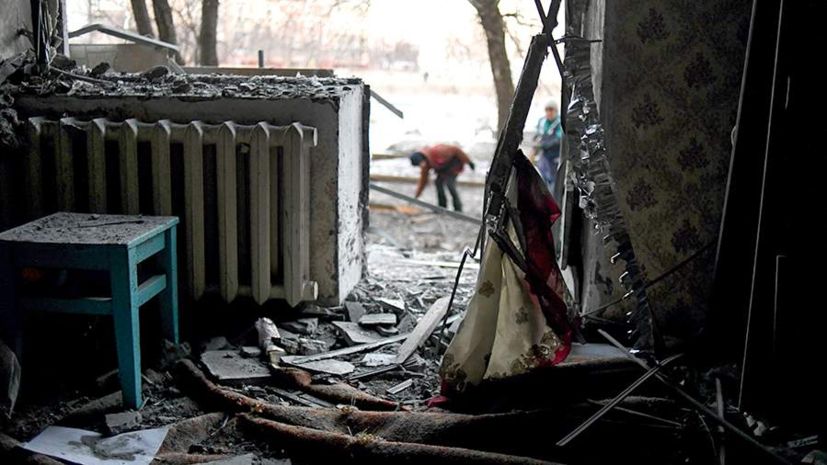 В Горловке в результате ночного обстрела со стороны ВСУ повреждены школа и дом