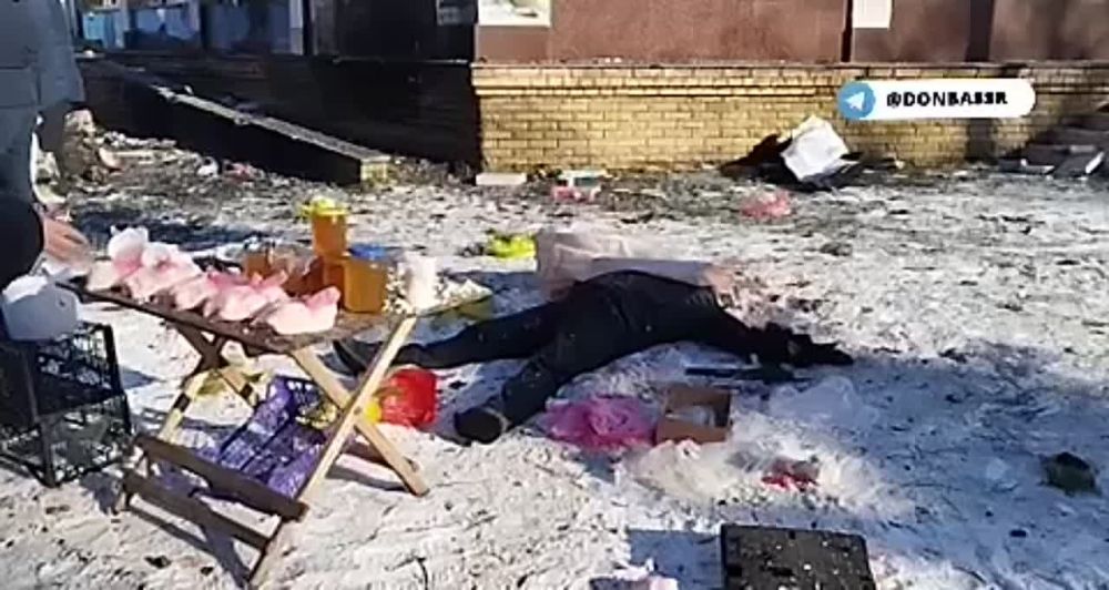 Родион Мирошник: В воскресенье в 10 утра нанесли удар по городскому рынку Донецка