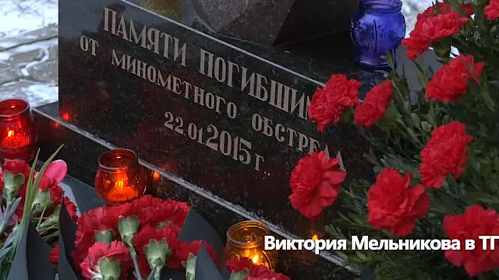 Виктория Мельникова: В Донецке отцвели розы, пришло время гвоздик… букетов с четным количеством цветов