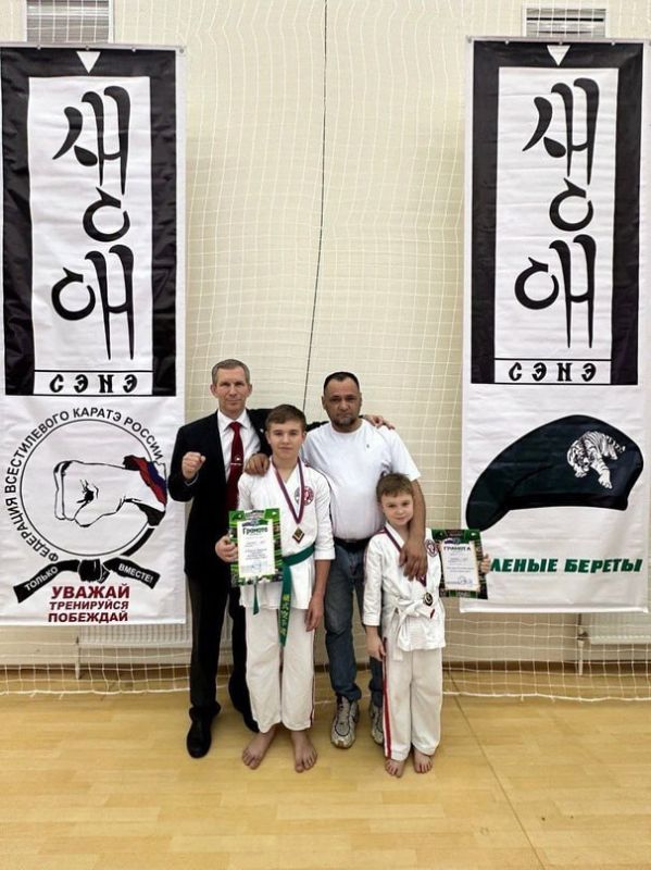 Юрий Мартынов: Хорошие новости! На Открытом Чемпионате и Первенстве Республики Адыгея по всестилевому каратэ, в котором приняли участие более 300 каратистов, спортсмены Донецкой Народной Республики завоевали 4 медали: