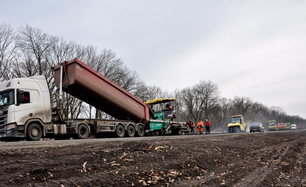 Специалисты «Автодора» восстановят более 640 км автомобильных дорог в новых регионах в 2024 году