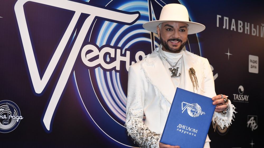 Отмененный Киркоров решил искупить "голую вечеринку" поездкой в Донбасс