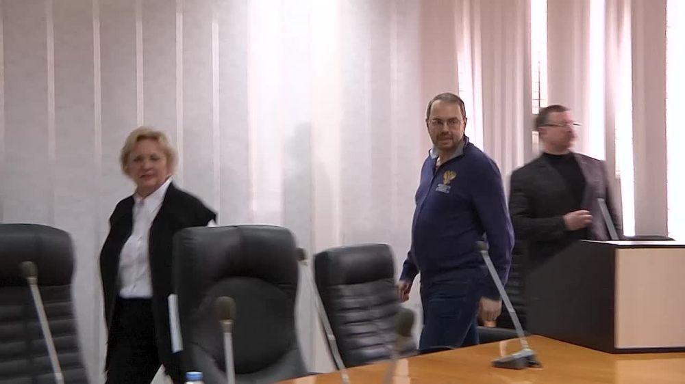 Видеосюжет Телестудии ДонГУ о встрече замминистра науки и высшего образования РФ Константина Могилевского с коллективом Донецкого государственного университета