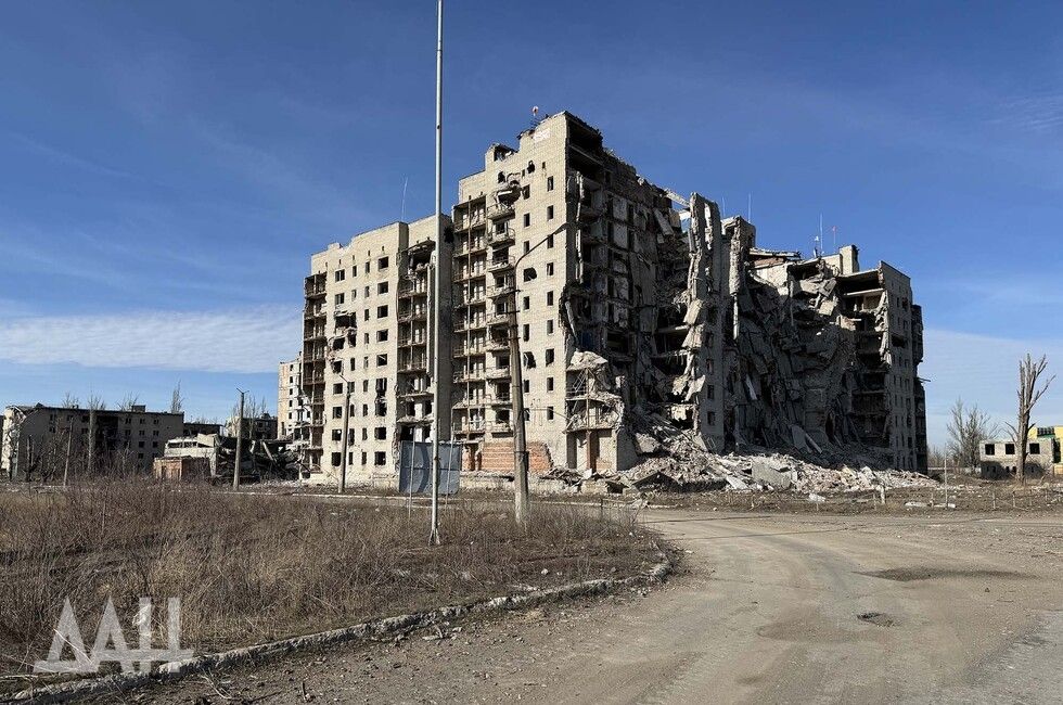 После потери Авдеевки украинская армия ограничена в выборе орудий для обстрелов Донецка — Авидзба