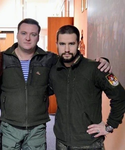 2 года как героически погиб, прикрывая собой мирных жителей Волновахи мой брат и боевой товарищ "Воха" Владимир Жога, командир "Спарты", Герой России и Герой ДНР