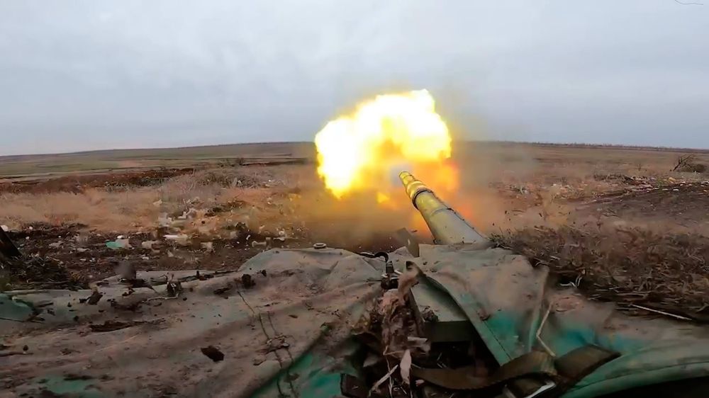 Экипажи Т-80БВМ обеспечили продвижение штурмовиков на Угледарском участке