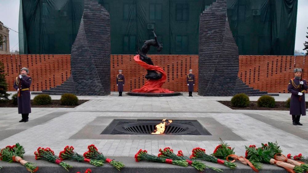 В Донецке после реконструкции открыли мемориальный комплекс «Шурф Шахты 4/4-бис»