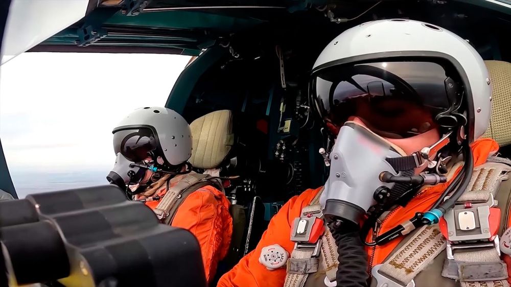 Су-34 обрушили ФАБ-500 на головы боевиков на Южно-Донецком направлении