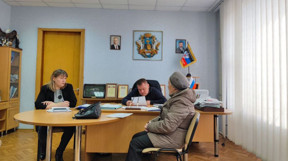 Иван Адамец: В Куйбышевском районе прошел прием граждан руководителями администрации района