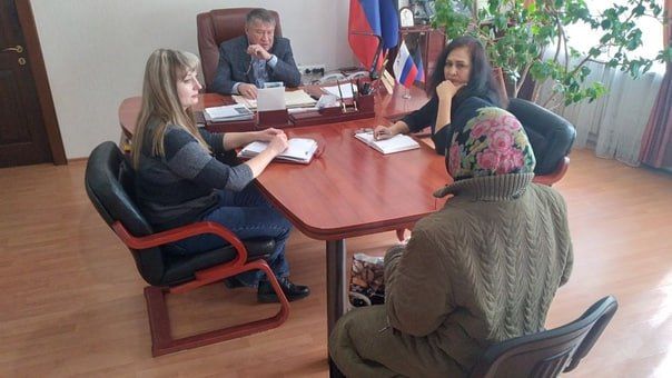 18 марта 2024 года глава администрации Кировского района Юрий Будрин провел личный приём граждан